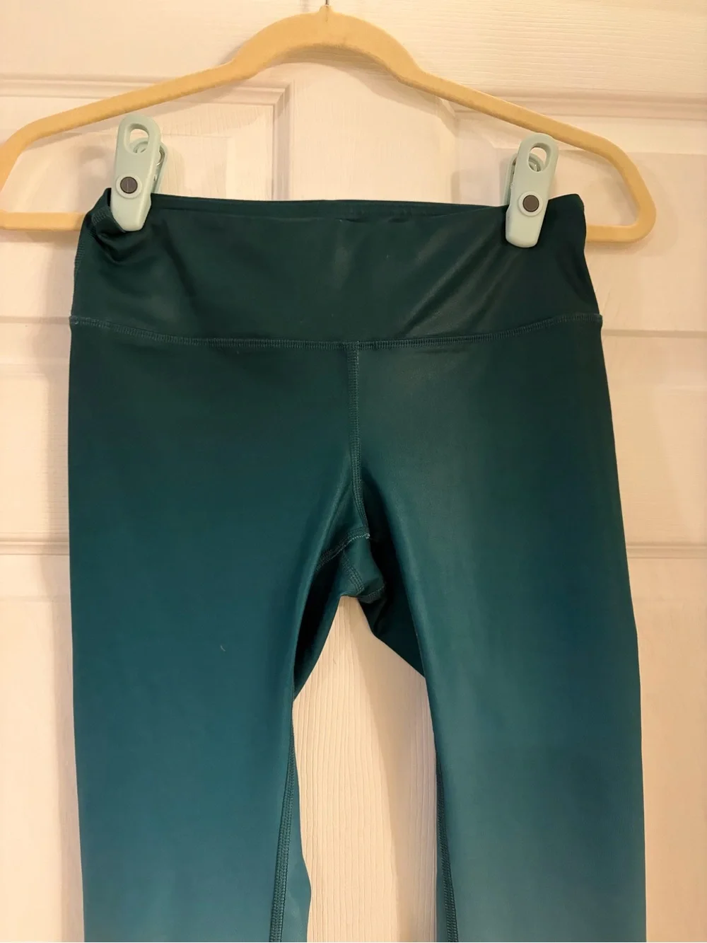 Alo Yoga High-Waist‎ Airbrush Ombre leggings teal-to-aqua gradient XS